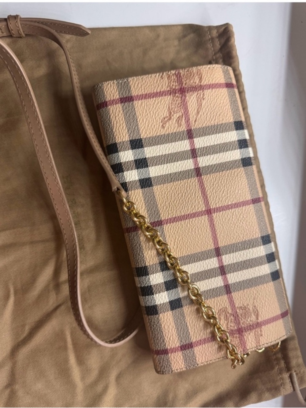 Burberry Pink Beige Check Leather Crossbody with Gold Chain - Picture 4 of 5